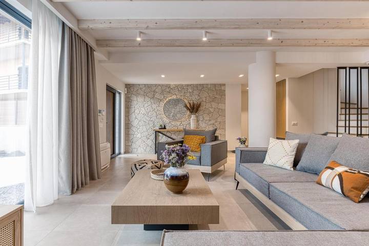 Three-Bedroom House in Πέλεκα, Κέρκυρα