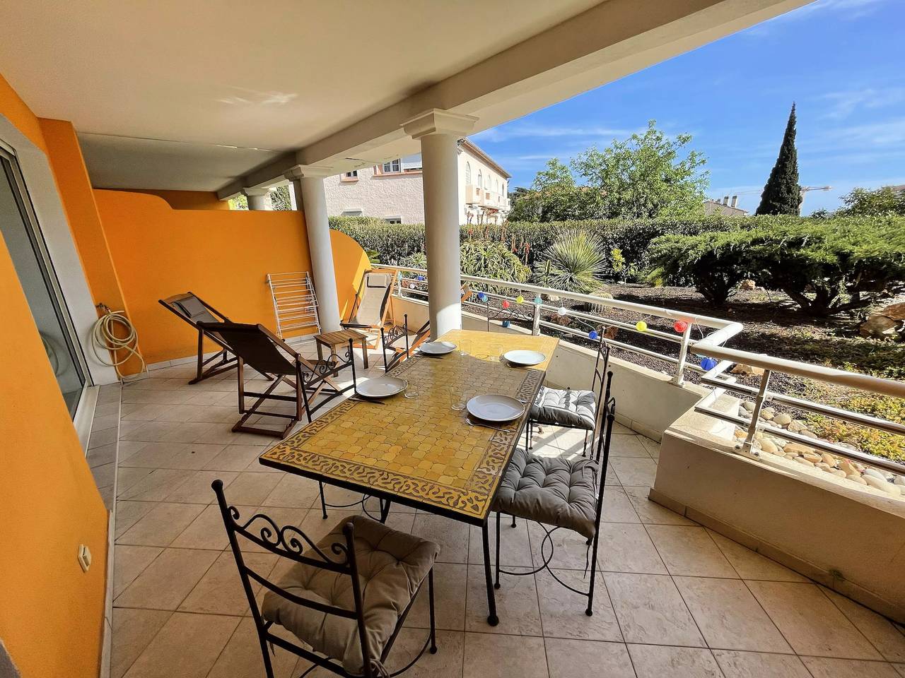 Apartamento entero, Apartamento con aire acondicionado con terraza 3 estancias 4 personas - Prestige in Bandol, Costa mediterránea (Francia)