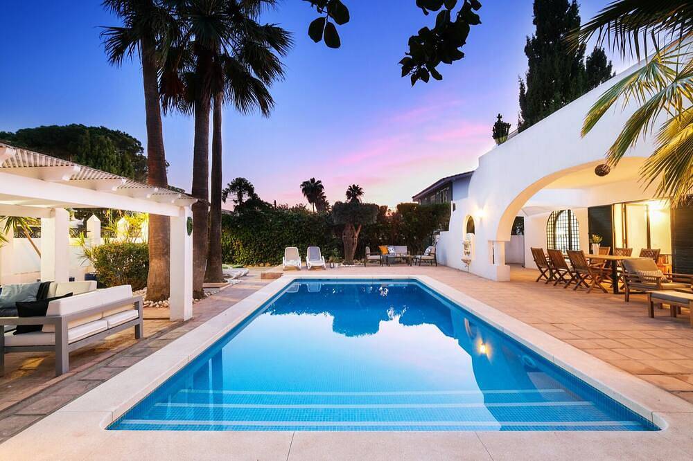 Sahara Villa in Carib Playa, Marbella
