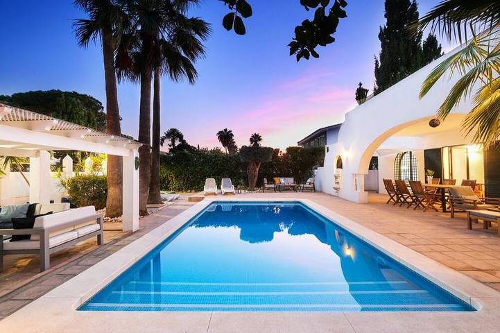 Villa voor 9 personen, met terras - 1