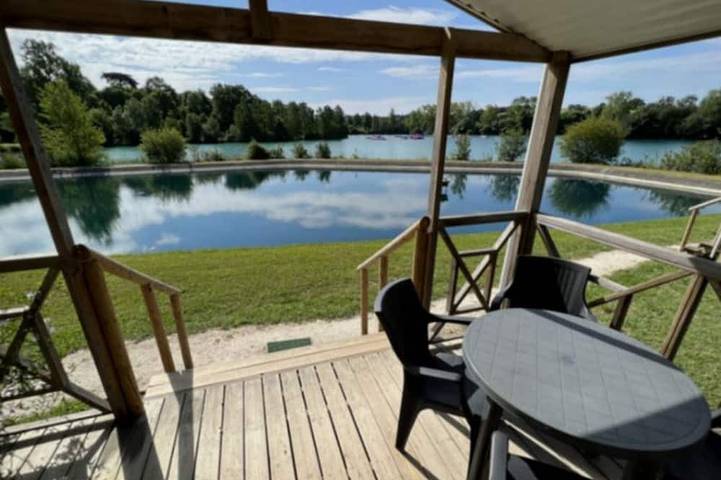 Gîte pour 4 personnes, avec terrasse et piscine à Saint-Vincent-de-Lamontjoie