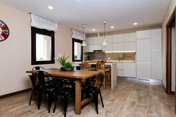 Casa rural para 9 personas, con piscina además de jardín y jacuzzi en Mancha Alta de Toledo - 3