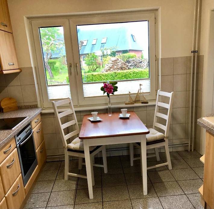 Ferienhaus für 4 Personen, mit Terrasse und Garten sowie Ausblick in Esgrus - 2