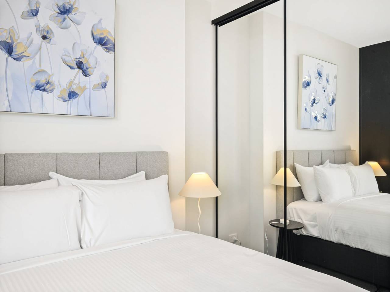 Entire apartment, South Yarra Stay with Balcony Views in South Yarra, Melbourne