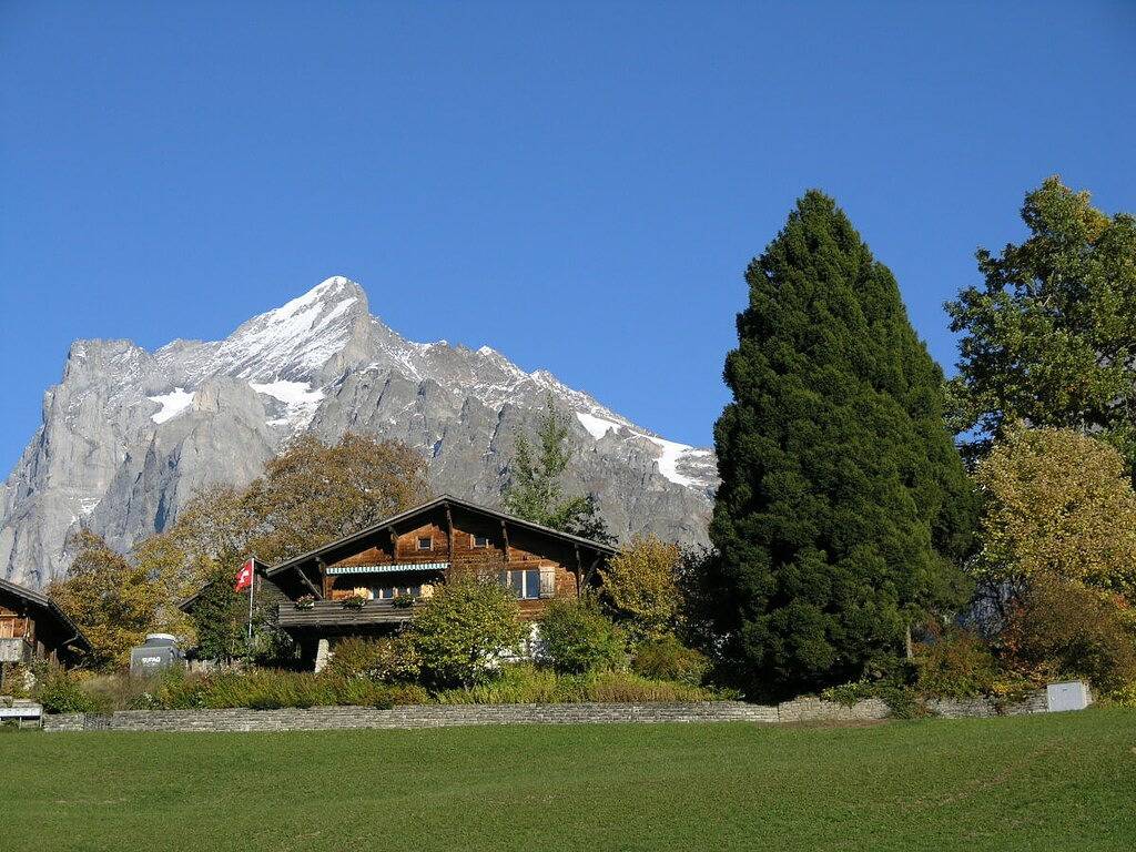 Cabaña en Grindelwald con piscina. in Schwendi b. Grindelwald, Grindelwald