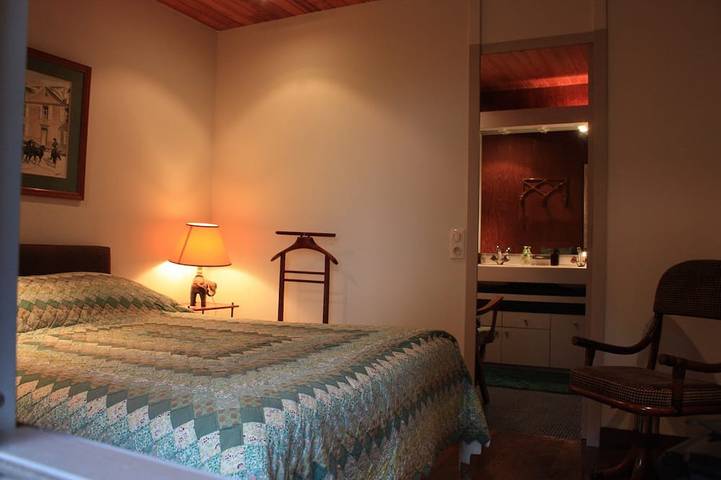 Location de vacances pour 4 personnes, avec piscine et jardin à Saint-Gatien-des-Bois - 3