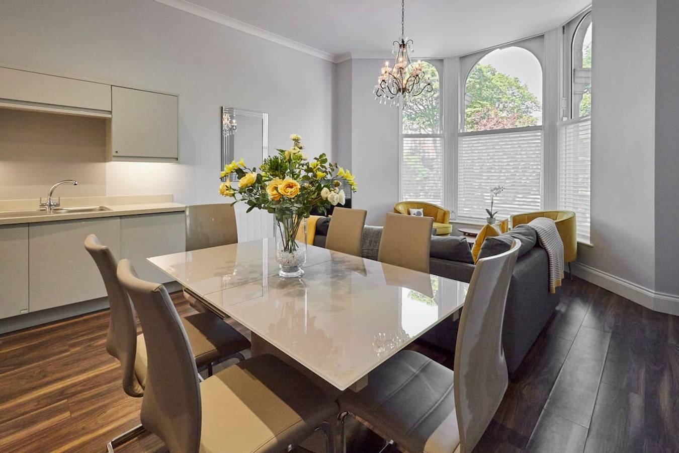 Entire apartment, Host Stay Brooklands Timeless in Scarborough, North York Moors National Park