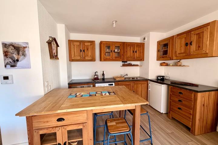 Ganze Wohnung, Ferienwohnung für 4 Personen mit Terrasse in Briançon, Serre Chevalier