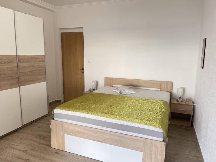 Ferienhaus für 2 Personen, mit Meerblick und Balkon in Plat