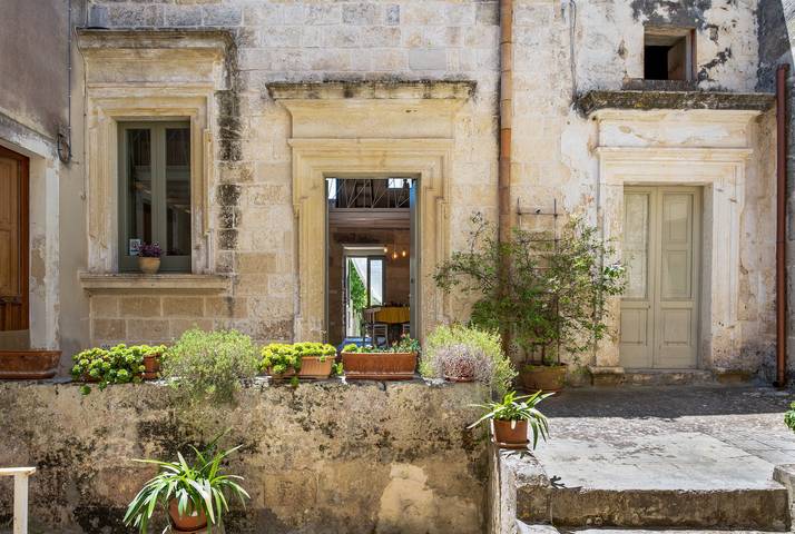 Apartment "La Dimora Elia'" with Private Garden & Wi-Fi in Muro Leccese, Lecce Province