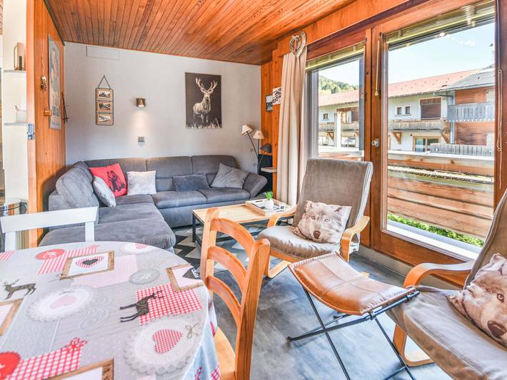 Appartement entier, T3 rénové au centre des Gets - 6 pers, balcon Sud-Est, proche télécabine in Les Gets, Les Portes du Soleil