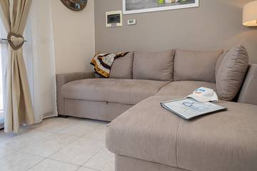 Casa Vacanza per 5 Persone in Colà, Lazise, Foto 1