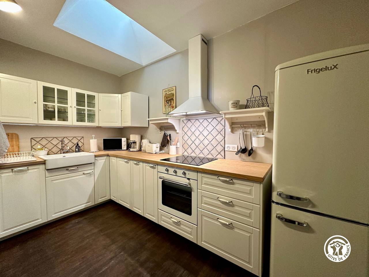 Gemütliche Wohnung mit beheiztem Pool und privatem Garten in Côte-d'Or in Laignes, Montbard und Umgebung