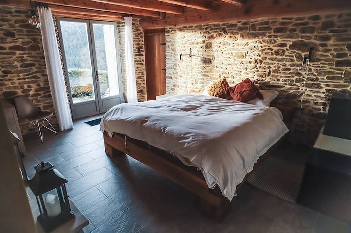 Location de vacances pour 8 personnes, avec jardin à Sainte-Cécile-d'Andorge - 3