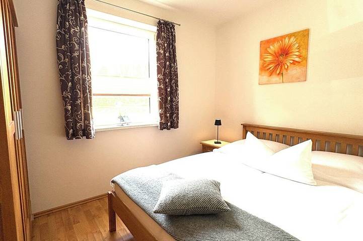 Ferienwohnung für 4 Personen, mit Terrasse und Garten in Sauzin - 2