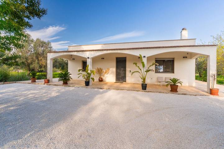 B&b per 5 persone, con Giardino e Piscina a Francavilla Fontana