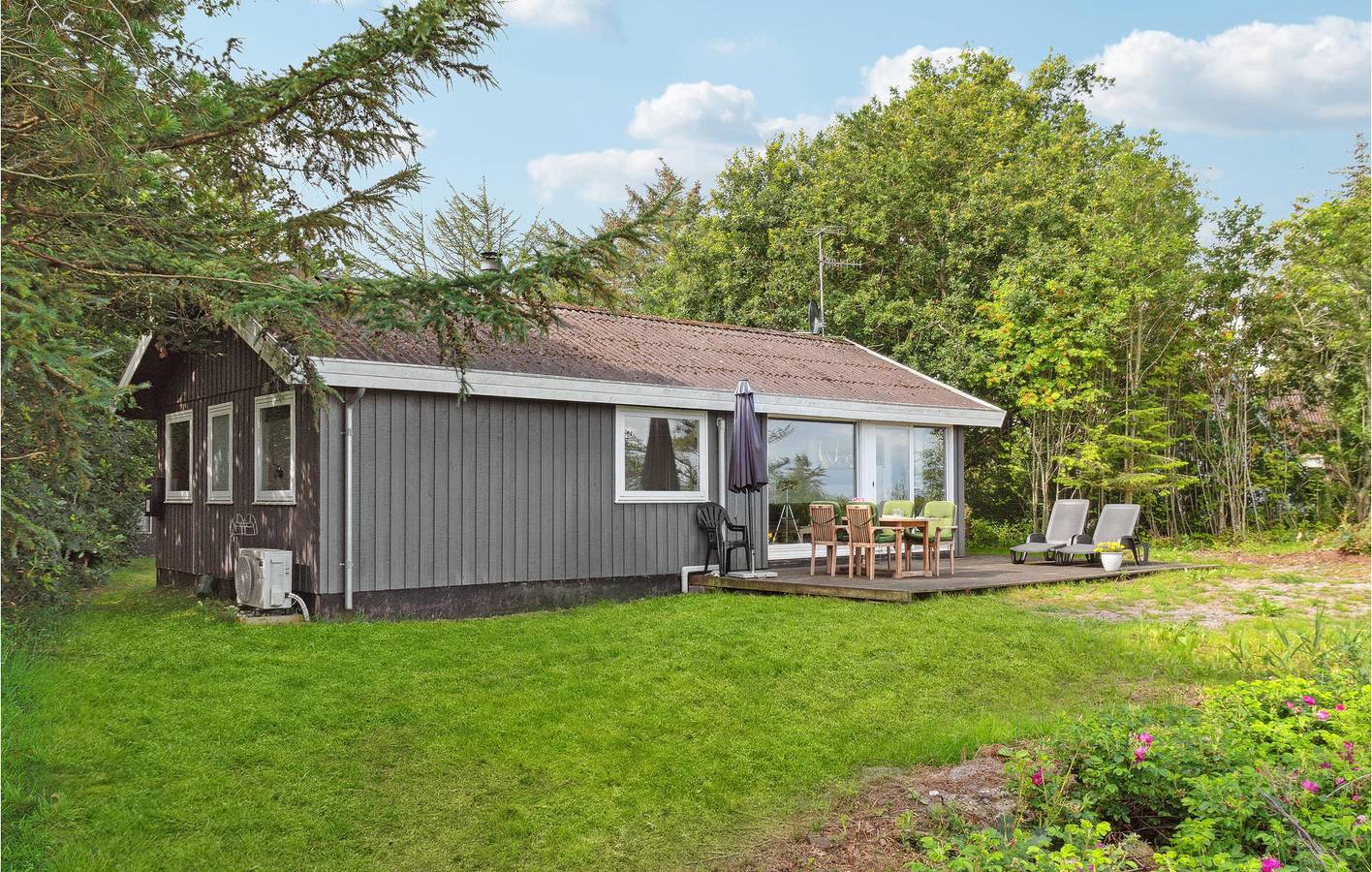 Ferienhaus für 6 Personen mit Terrasse in Åsted, Limfjord in Westjütland