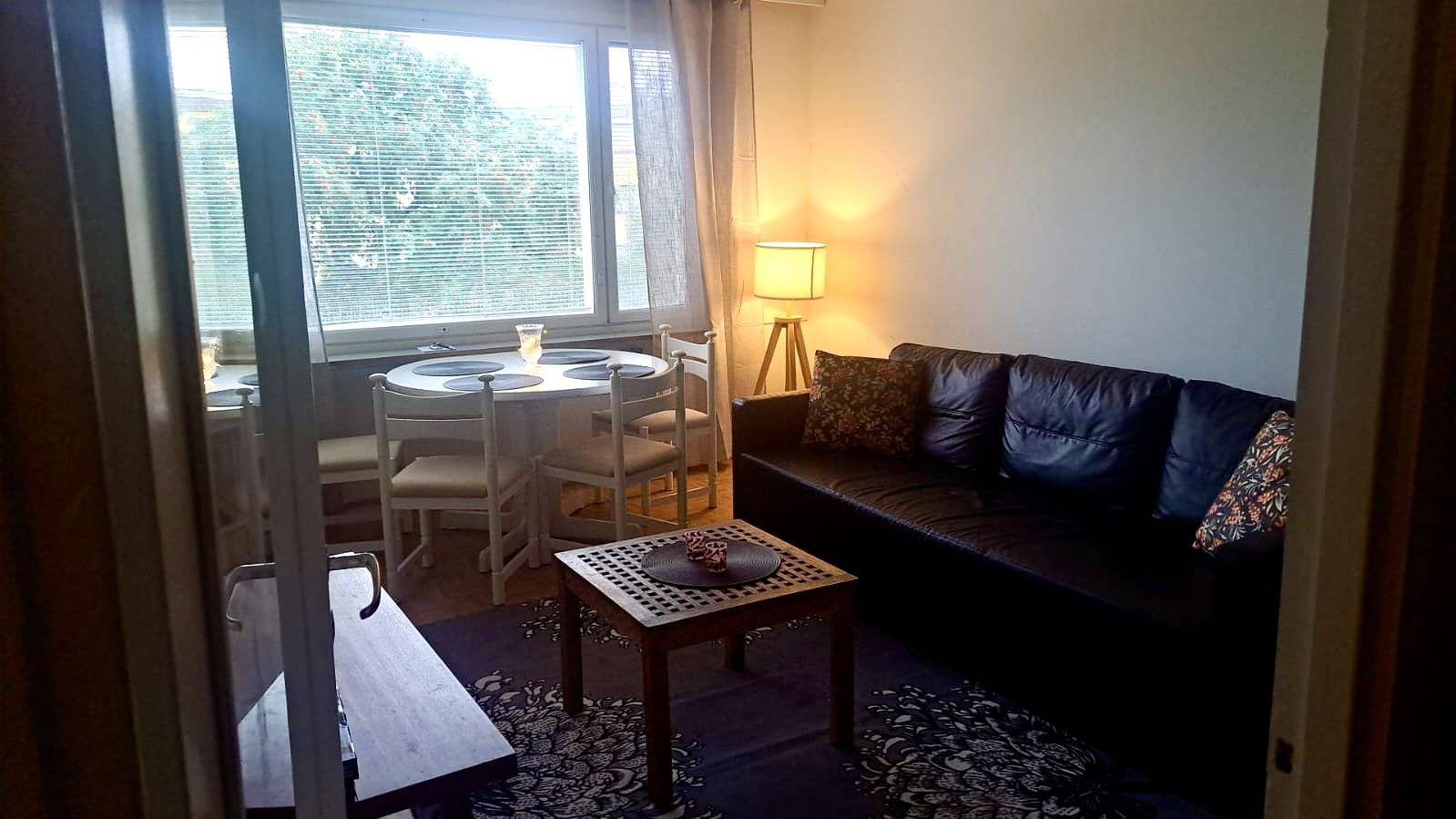 Ganze Wohnung, Charmantes Kemi-Apartment mit Saunabereich und kostenlosem Parkplatz in Lappland