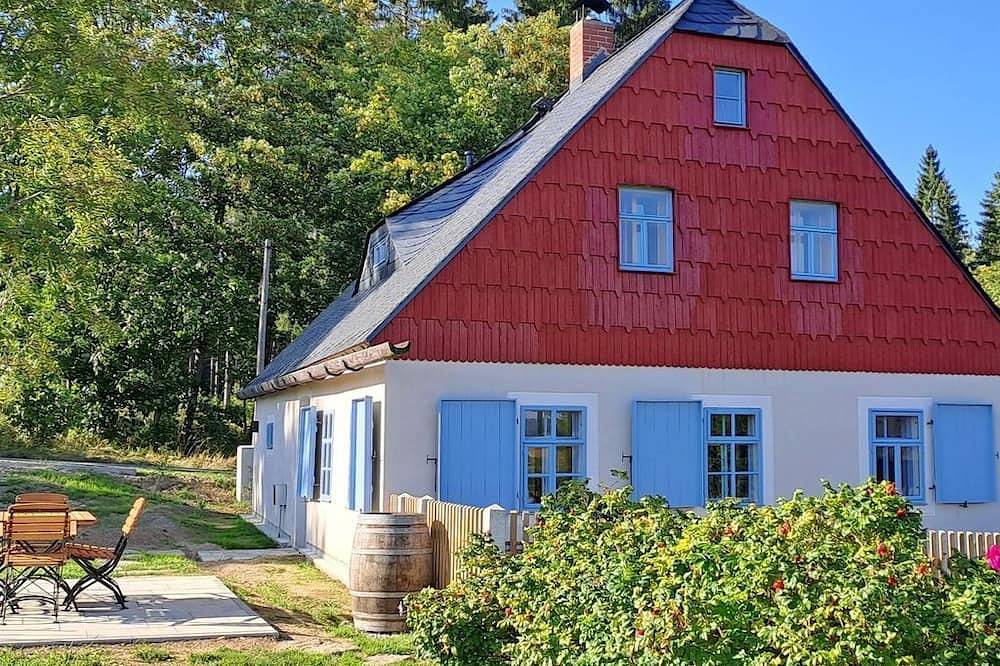 Ferienhaus Fergunna - Ferienhaus direkt am Kammweg mit Sauna in Marienberg, Erzgebirge