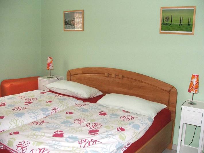 Ganze Ferienwohnung, Ferienwohnungen "allerleigrün" - Obere Ferienwohnung in Langenroda, Roßleben-Wiehe