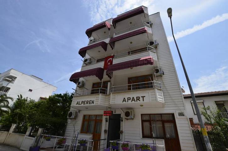 Appart’hôtel pour 3 personnes, avec vue et balcon