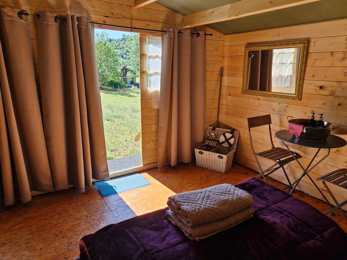 Appartement de vacances entier, Double Room with Mountain View in Saint-Julien-Boutières, Parc naturel régional des Monts d'Ardèche