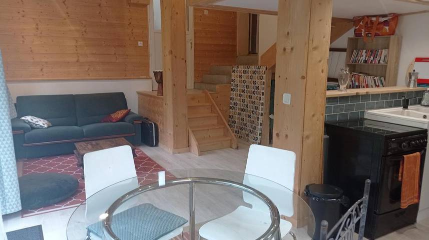 Gîte pour 2 personnes, avec jardin et vue à Bonneville - 4