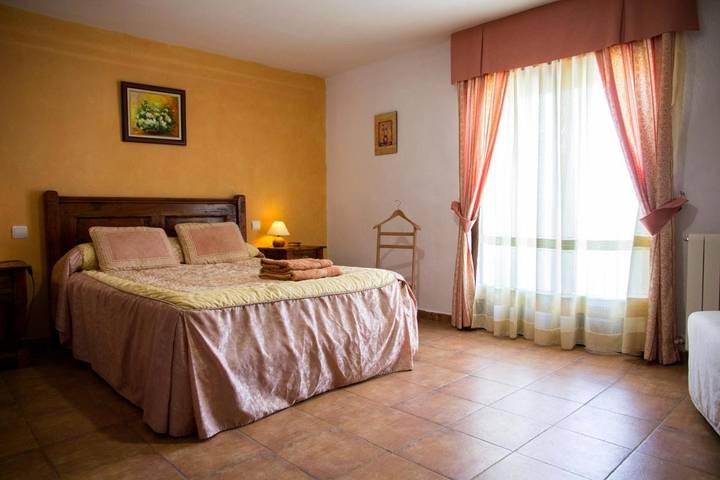 Apartamento para 12 personas, con Balcón además de Terraza y Vistas en Medinaceli