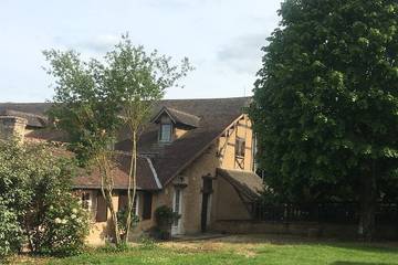 Location de vacances pour 17 personnes, avec jardin et piscine dans Saint-Georges-Motel