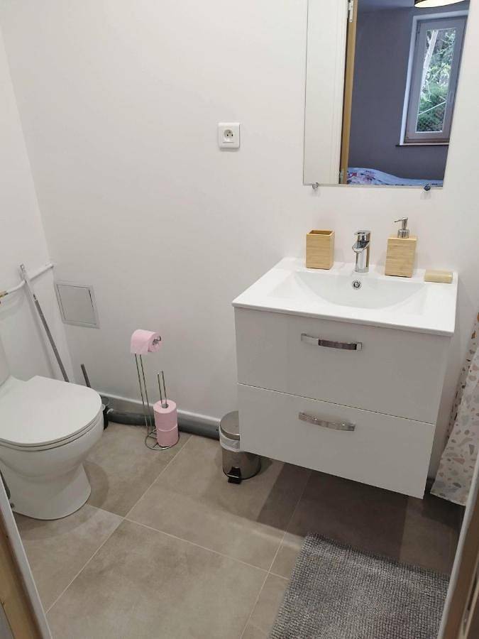 Gîte pour 2 personnes, avec terrasse à Besançon - 4