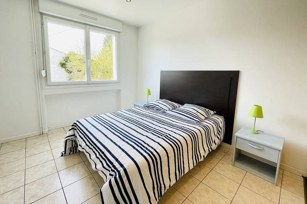 Entire apartment, Baudelaire: Apartment 300 metres from the thermal baths in La Vôge-les-Bains, Épinal region