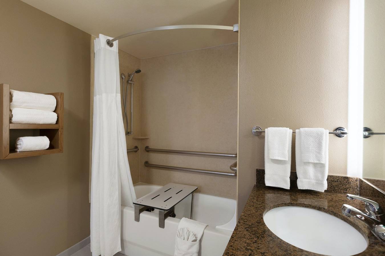Apartamento entero, Staybridge Suites Tampa East- Brandon in Tampa Bay