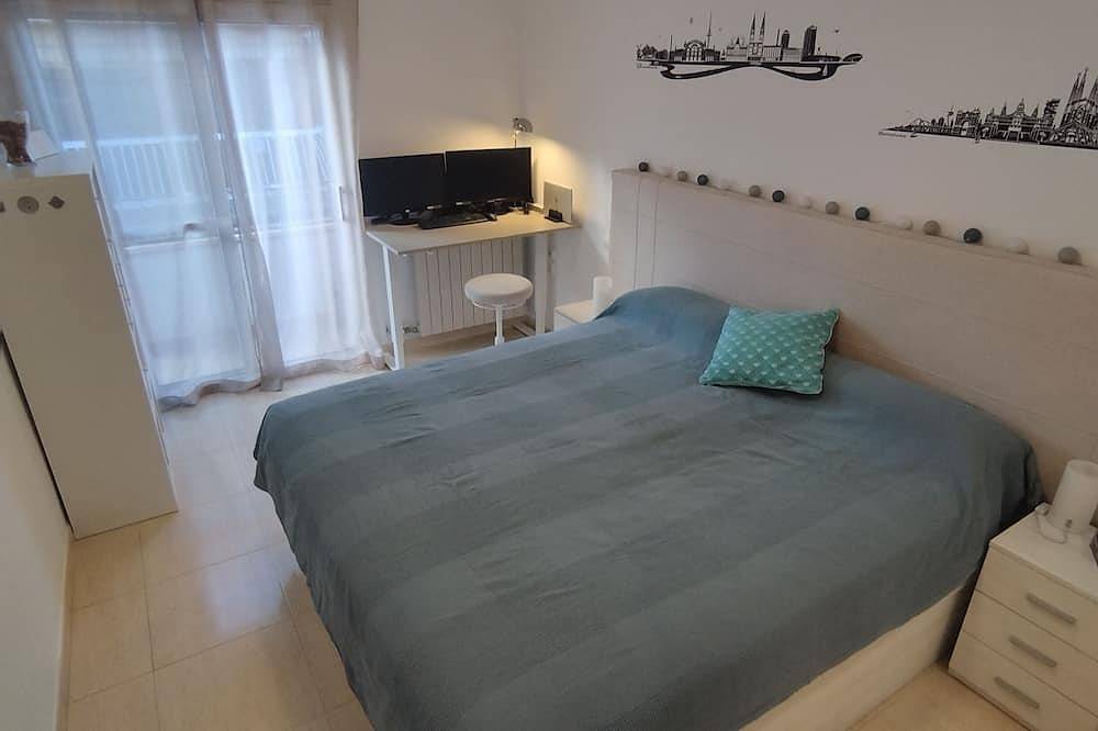 Appartamento intero, Nido-Badalona Bright & modern with private terrace in Badalona, Barcelonès