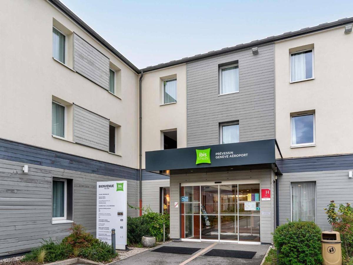 Ibis Styles Prévessin Genève Aéroport in Prévessin-Moëns, Gex