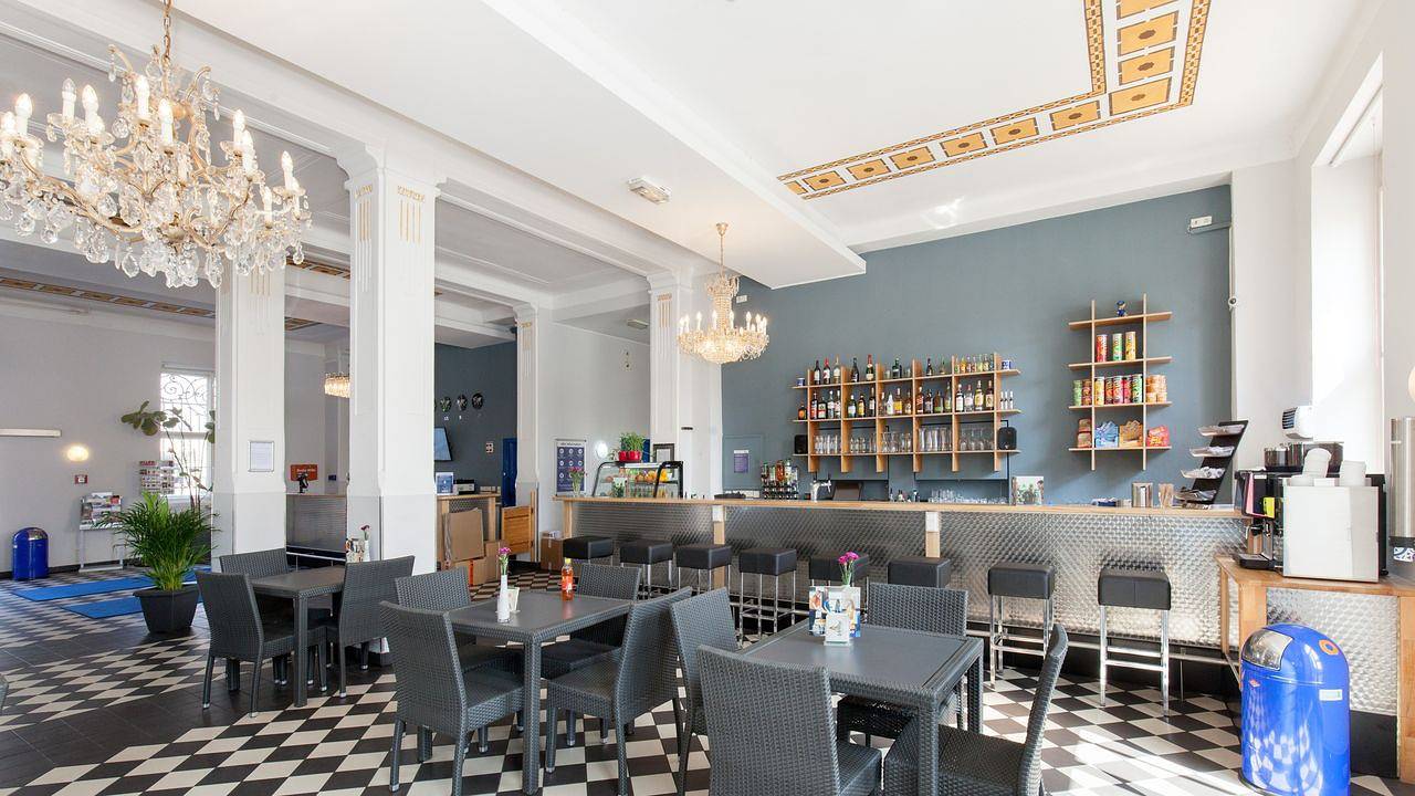 Mehrbettzimmer für 2 Personen (16 m²) in Leipzig in Leipzig Mitte, Leipzig