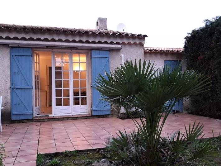 Villa für 4 Personen, mit Garten und Pool in Sainte-Maxime