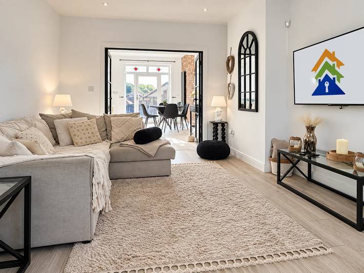 Family Home | Free Secure Parking | Pets Allowed - Pass the Keys in Gran Mánchester