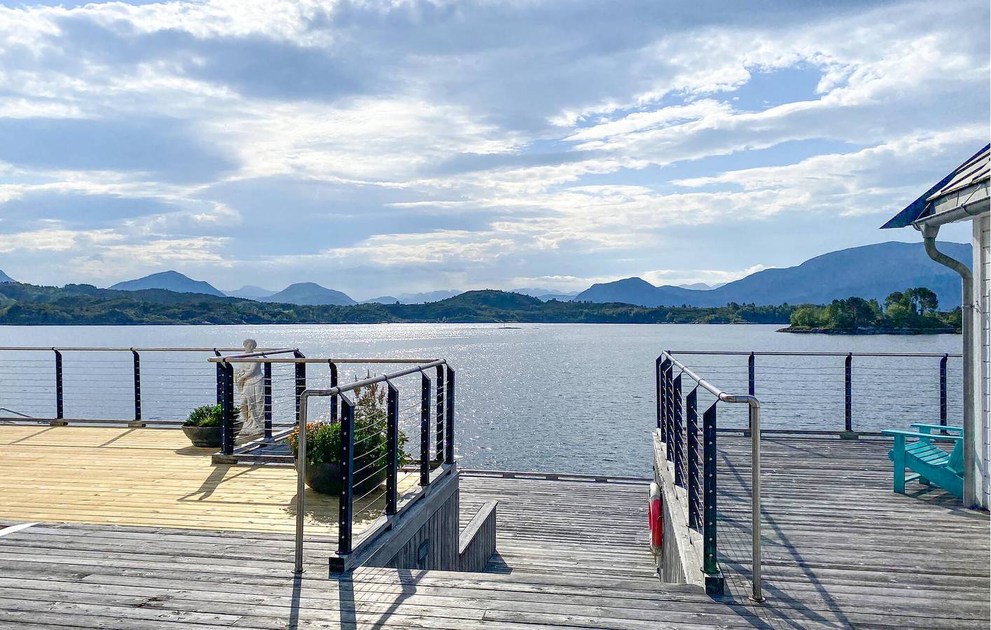 Ganze Ferienwohnung, Ferienwohnung für 6 Personen mit Terrasse in Herøy