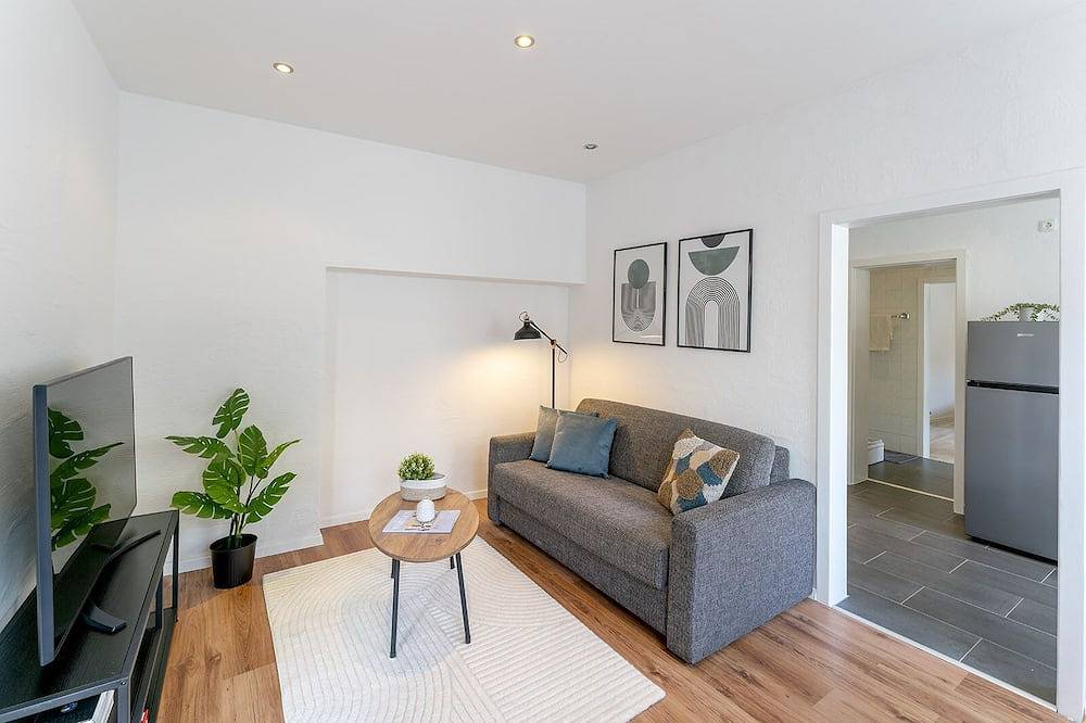 Ganze Wohnung, Deluxe Koblenz Flat | Parken | Netflix | Ruhig in Bendorf, Osteifel