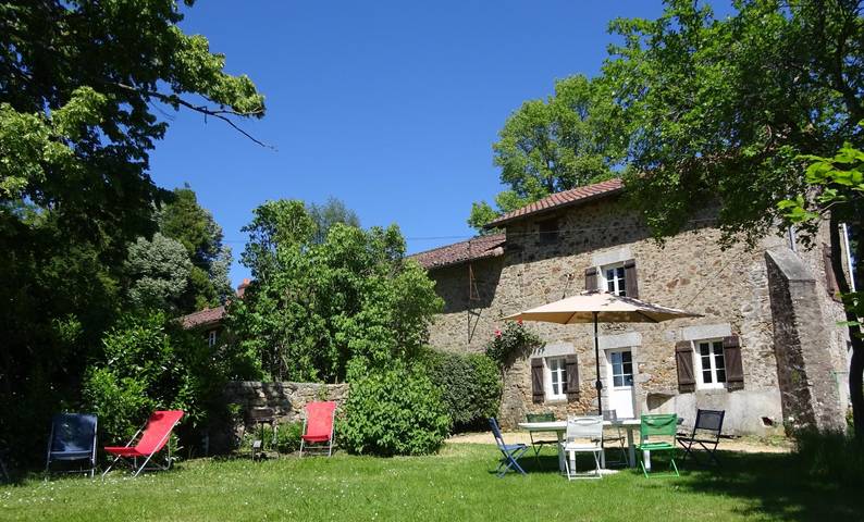 Gîte pour 4 personnes, avec jardin