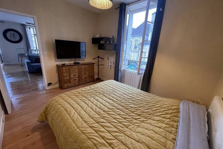 Location de vacances pour 6 personnes, avec balcon et jacuzzi, animaux acceptés à Saint-Bris-le-Vineux - 3