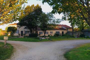 Location de vacances pour 16 personnes, avec jardin à Le Gua