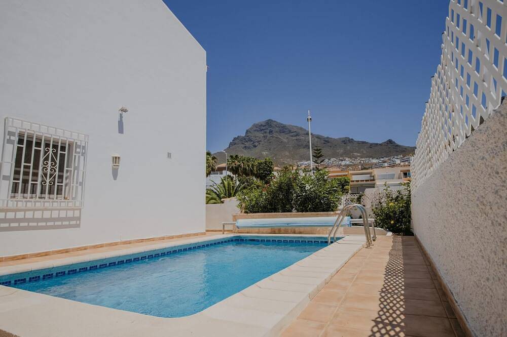 Villa mit privatem Pool in Costa Adeje in Miraverde, Adeje