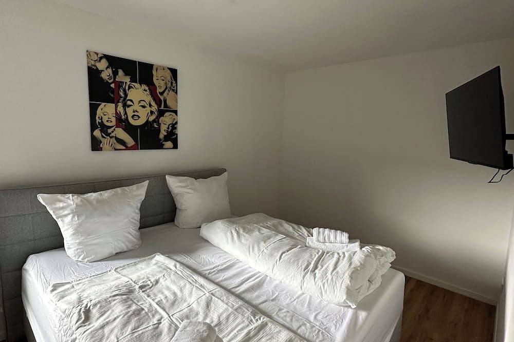 Ganze Wohnung, Ruhige Ferienwohnung Whirpool und Fasssauna in Medebach, Hochsauerlandkreis