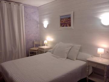 Maison d’hôte pour 2 personnes, avec terrasse à Mornas