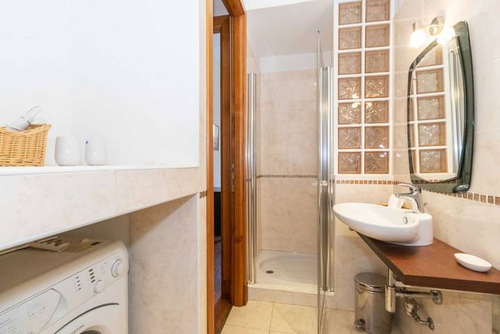 Appartamento intero, Guesthost - Piazza Statuto Comfy Apt in Torino, Provincia di Torino