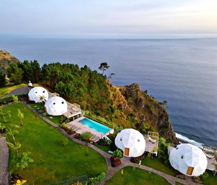 Bungalow para 3 pessoas, com Varanda e Terraço e ainda Jardim and Piscina em Madeira