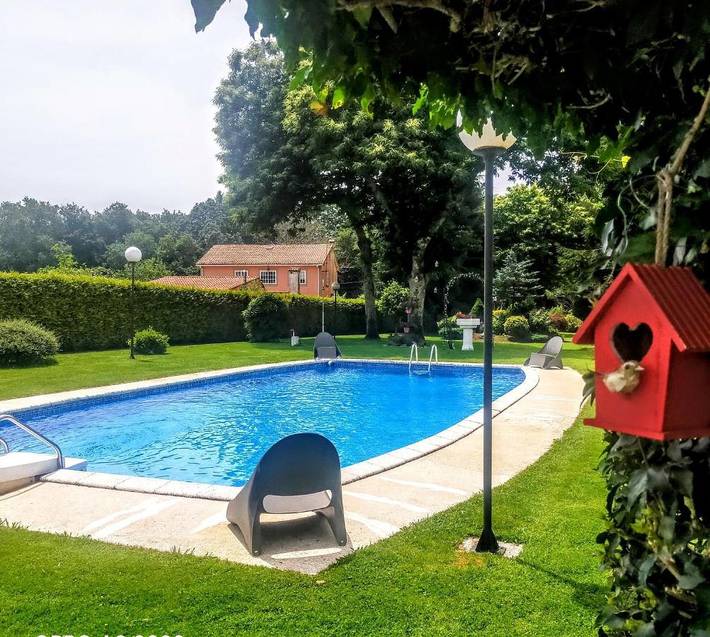 Casa de vacaciones para 7 personas, con jardín además de vistas y piscina en Santiago de Compostela - 4