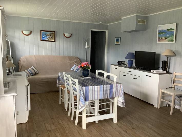 Gîte pour 5 personnes, avec terrasse et jardin, animaux acceptés à Les Châtelliers-Châteaumur