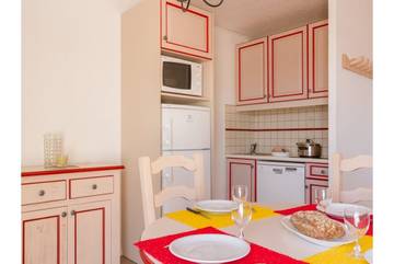 Holiday Rental for 6 People in Bandol, Toulon region, Photo 3